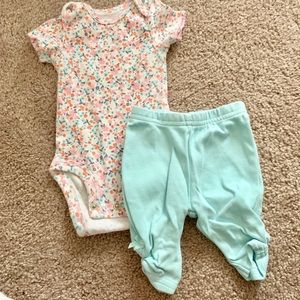 Carters set! Bundle 5/$20!